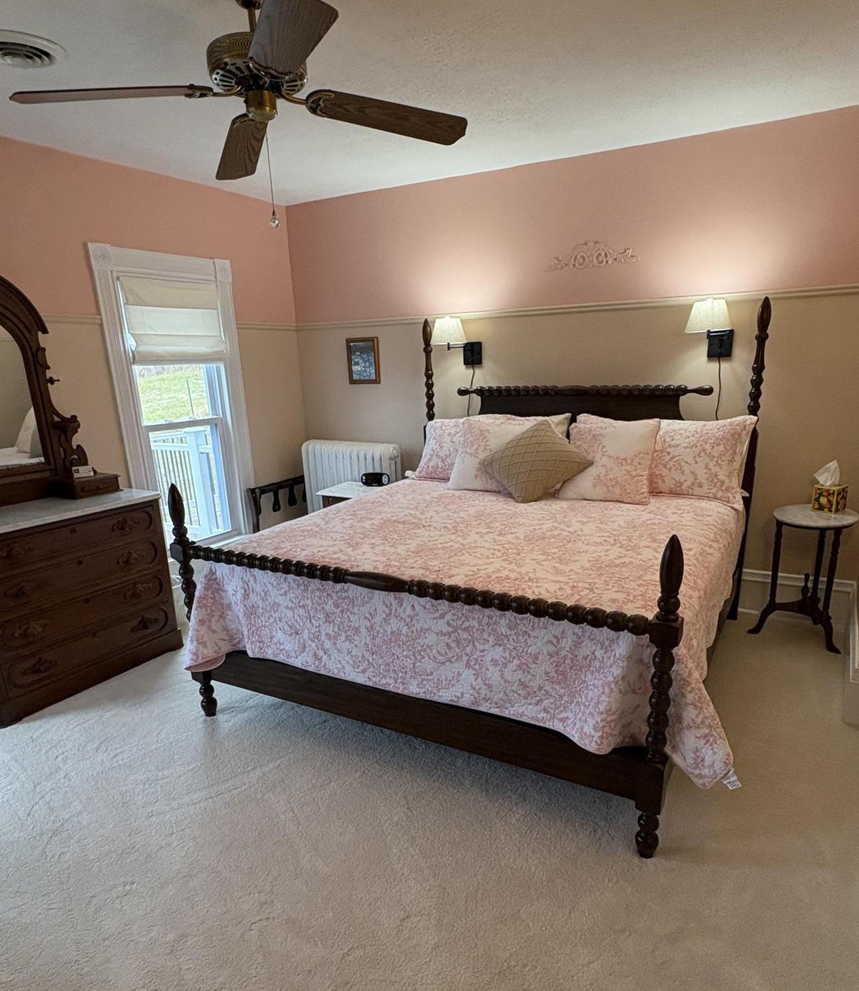 Hudson Manor Bed & Breakfast Уоткинс-Глен Экстерьер фото
